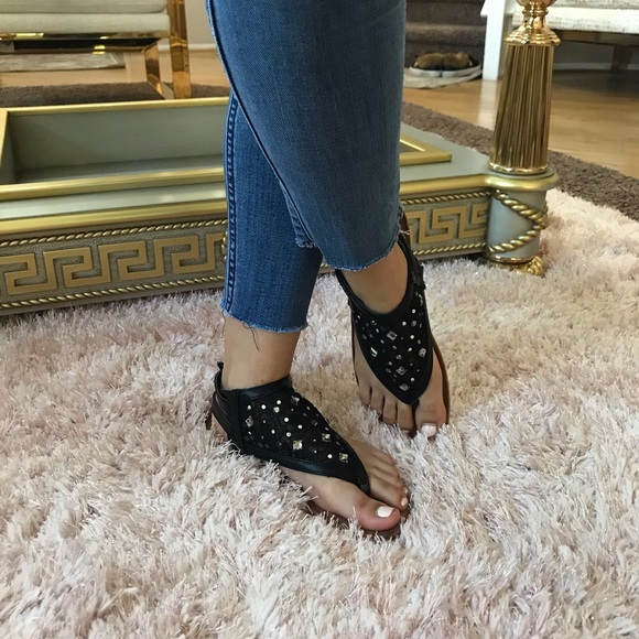 Urban lace and sequin thong sandals✨ - Picture 4 of 6